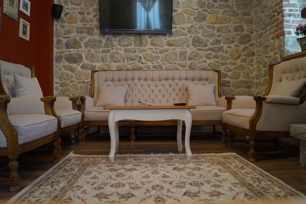 Vila Trebicka Korce Exterior foto